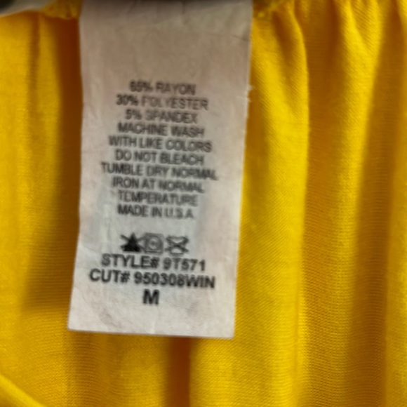 Pretty Yellow Women’s Top - Picture 3 of 6